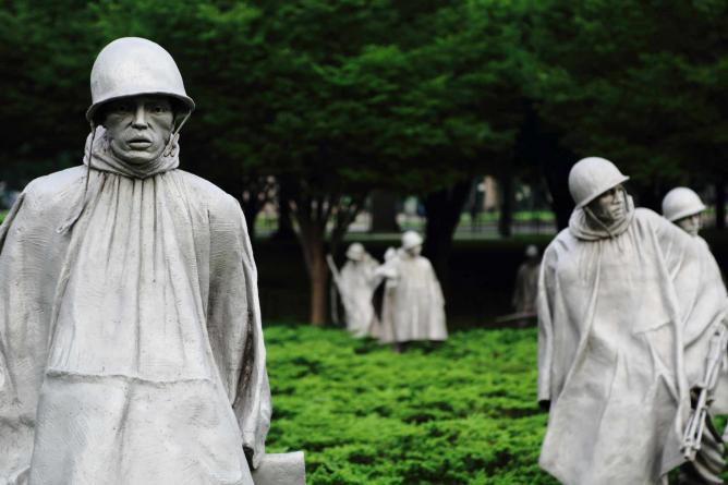 ‘Ghost Soldiers’ (Koren War Veterans’ Memorial)